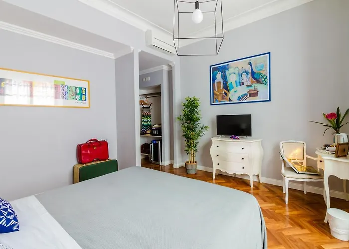 Athena Guest House