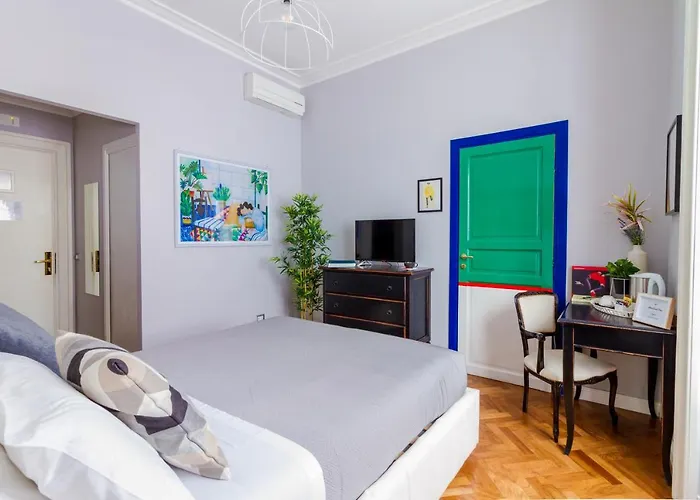 Athena Guest House
